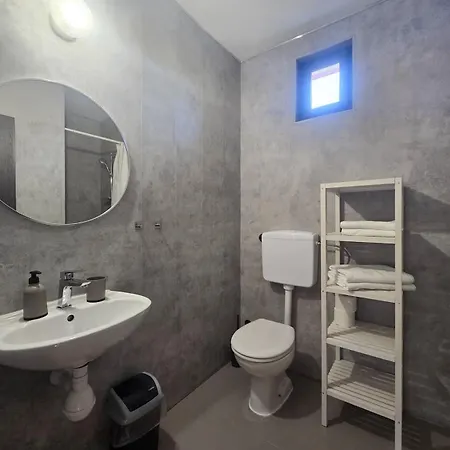 Olea 1930 - Beachfront 1-bedroom Lejlighed Zaton (Zadar)